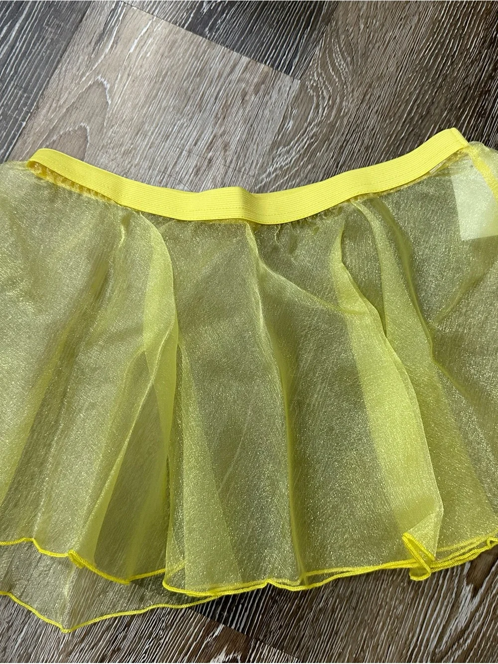 Yellow Sheer Run Skirt - Unbranded- OSFA - Picture 2 of 2